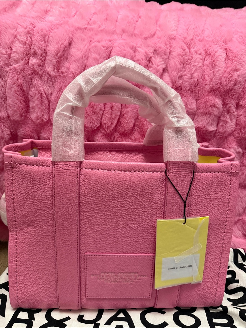 Marc Jacobs Petal Pink 'The Tote Bag' Leather Tote - Picture 2 of 9